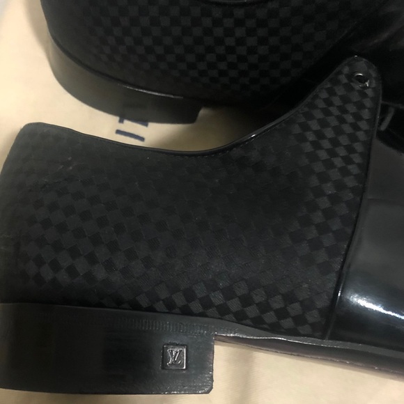 Louis Vuitton shoes main image 4